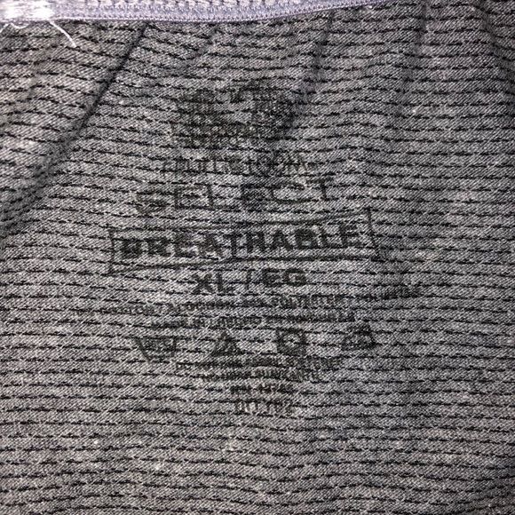 Men’s XL BREATHABLE SHORTS - Picture 2 of 2